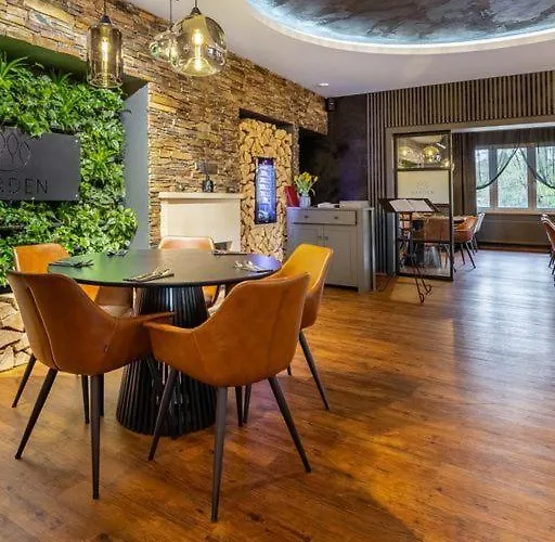 Gasthuis Garden Restaurant & 3*